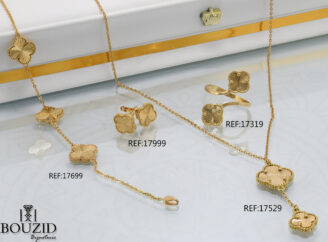 Série trèfle en or jaune 18K élégante et raffinée ✨ | Bijouterie Frères Bouzid